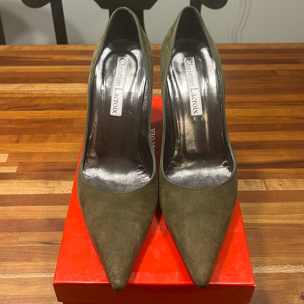 Christian Lacroix Suede Kaky Pump size 8.5